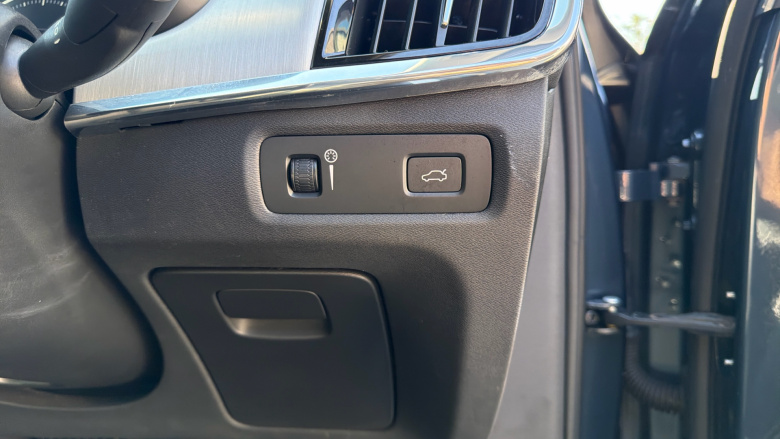 Volvo S90 2.0 D4 Momentum Pro 4dr Geartronic Diesel Saloon